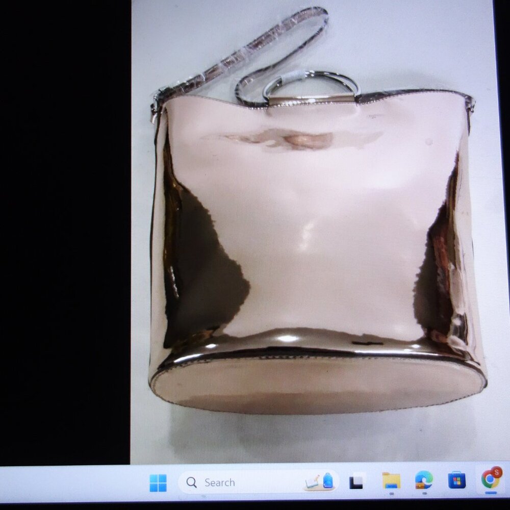 KOHLS limited quantity ROSE GOLD NO SIZE HANDBAG RING-BUCKET Bag $48